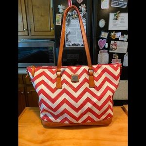 Dooney Bourke Red/White Canvas Coated Leather Tote Shoulderbag Shopper